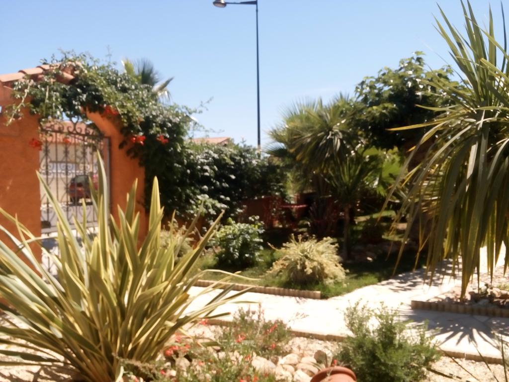 לינה וארוחת בוקר Pollestres La Gentoliere מראה חיצוני תמונה